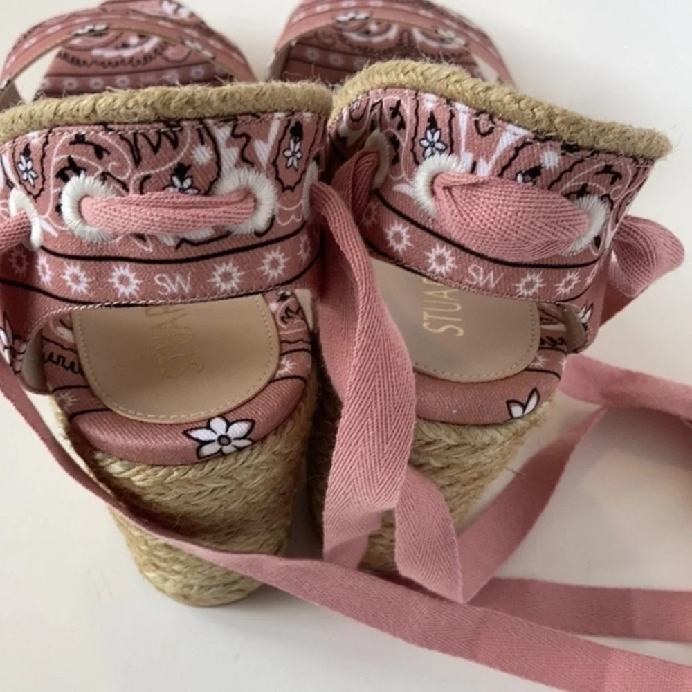 Sam Edelman Paisley Wedge Sandal in Size 39